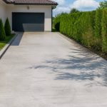 Allée carrossable en béton : prix, étapes de réalisation et conseils de construction