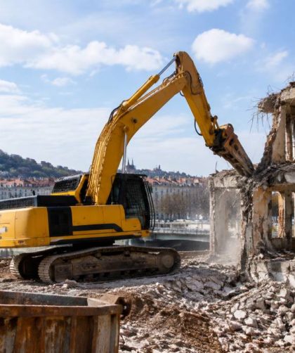 Démolition à lyon : les étapes clés d’un chantier réussi