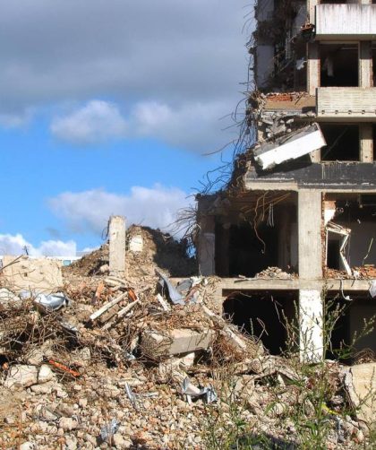 Démolition à lyon : les étapes clés d’un chantier réussi